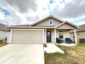 5902 Larkspur Valley in San Antonio, TX - Building Photo