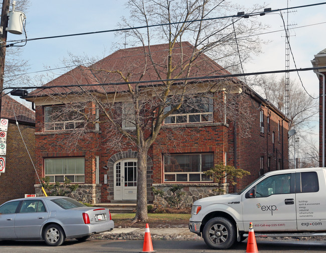 1775-1777 Bayview Ave in Toronto, ON - Building Photo - Primary Photo