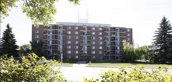 Hilltop Towers in Prince Albert, SK - Building Photo
