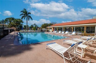 1963 SW Palm City Rd in Stuart, FL - Building Photo