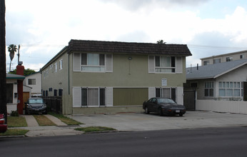 Illinois Street Apartments in San Diego, CA - Building Photo - Building Photo