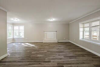 3200 Carmel Dr in Douglasville, GA - Foto de edificio - Building Photo