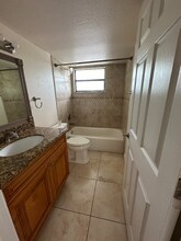 1561 Balfour Dr in Royal Palm Beach, FL - Building Photo - Building Photo