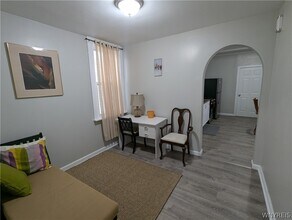 102 17th St in Buffalo, NY - Building Photo - Building Photo
