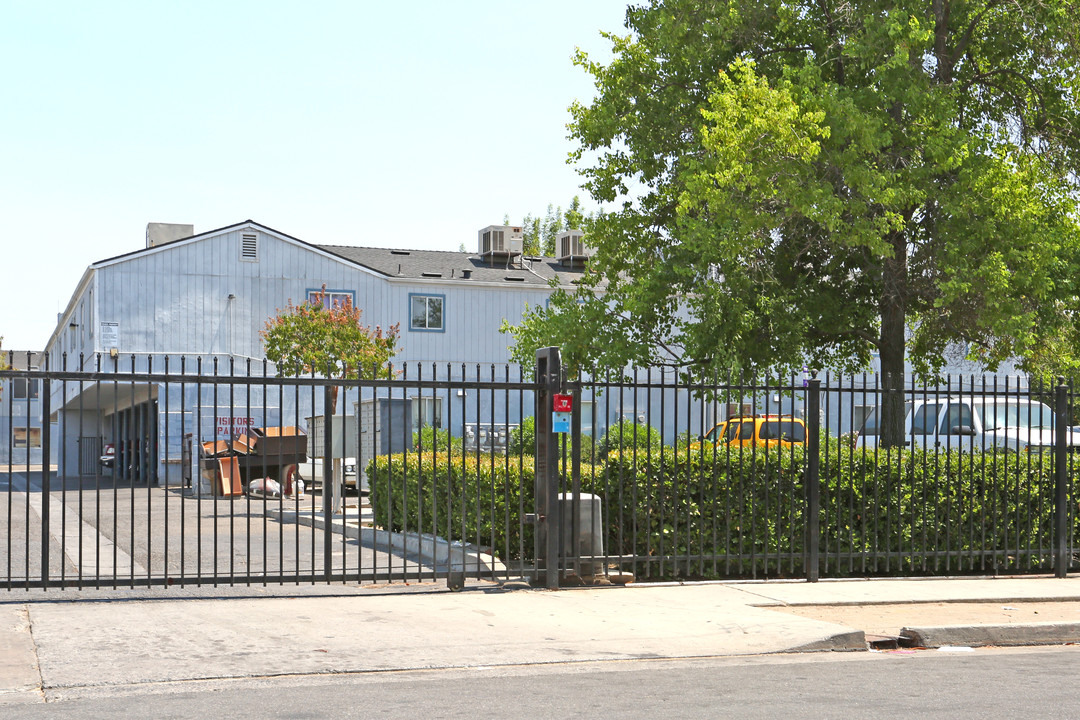 Quail Ridge Apartments in Fresno, CA - Foto de edificio