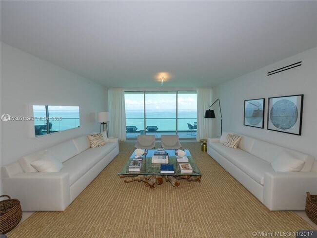 10201 Collins Ave in Bal Harbour, FL - Foto de edificio - Building Photo