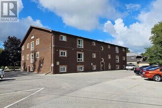 86 Curtis St in Essa, ON - Building Photo - Building Photo