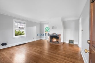 905 N 103rd St in Seattle, WA - Building Photo - Building Photo