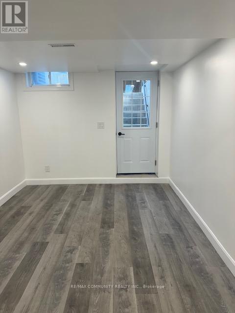 37 Fieldcrest Ave in Courtice, ON - Building Photo - Building Photo