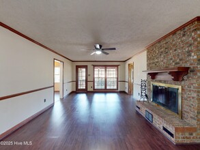 525 S Glenwood Trail in Southern Pines, NC - Building Photo - Building Photo