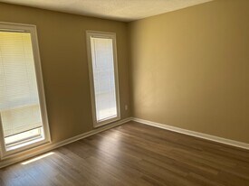 633 Groveland Dr in Montgomery, AL - Building Photo