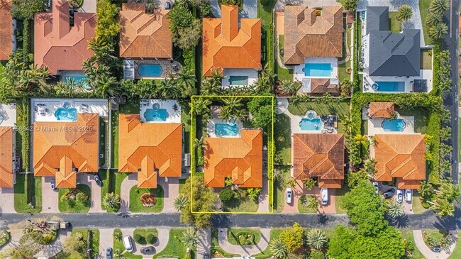 7302 SW 122 Ct in Miami, FL - Building Photo - Building Photo