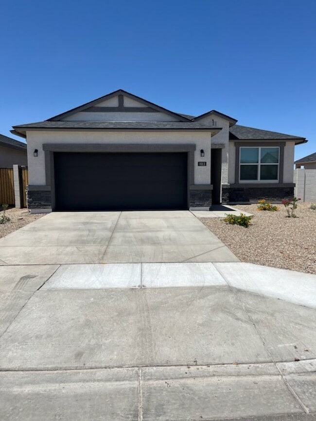 property at 103 S Collier Ln