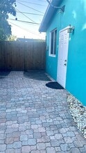 1537 NE 30th Ct in Pompano Beach, FL - Building Photo - Building Photo