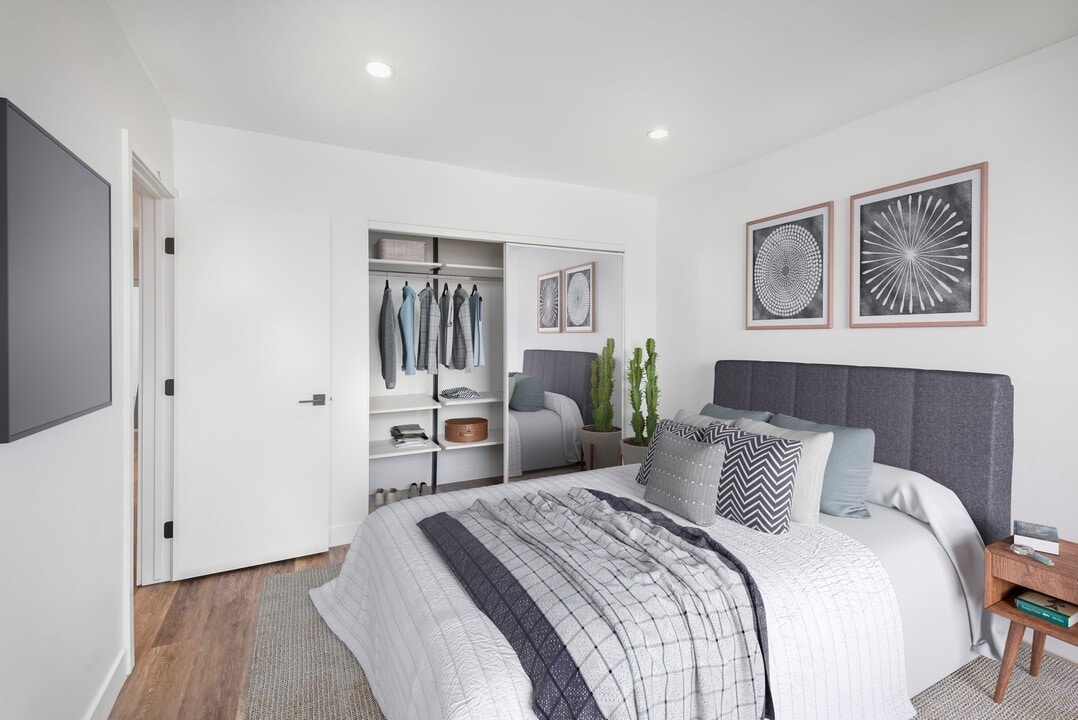 1563 Gordon St in Los Angeles, CA - Building Photo