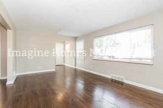 4168 Paxton Woods Ln in Cincinnati, OH - Building Photo - Building Photo