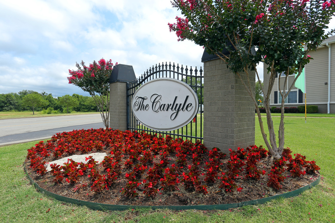 The Carlyle in Broken Arrow, OK - Foto de edificio