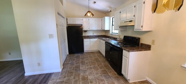 501 Jefferson Woods Dr in Forest, VA - Building Photo - Building Photo