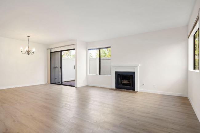 property at 1423 San Simeon Ct