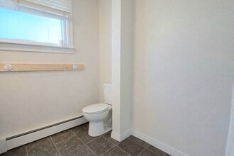 75 Douglas Ave in Fredericton, NB - Building Photo - Building Photo