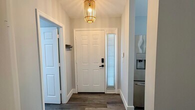 5465 Grande Palm Cir in Delray Beach, FL - Building Photo - Building Photo