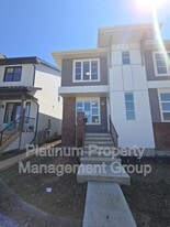 491 Union Ave SE in Calgary, AB - Building Photo