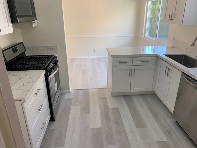 4545 Fulton Ave, Unit 4545  1 in Sherman Oaks, CA - Building Photo - Building Photo