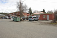 6654 Stephens in Bonners Ferry, ID - Foto de edificio - Building Photo