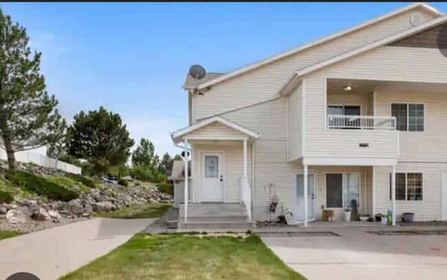 property at 18 Angelica Cir