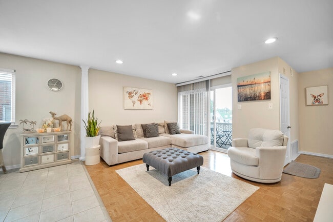 3271 Red Lion Rd, Unit 2