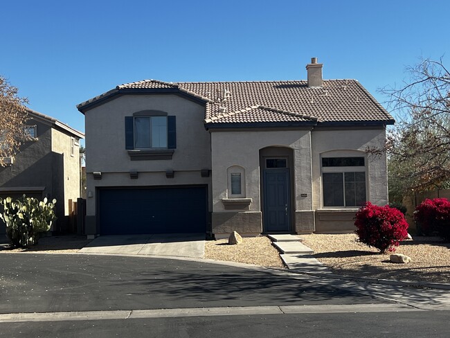 14266 W Cora Ln in Goodyear, AZ - Building Photo - Building Photo