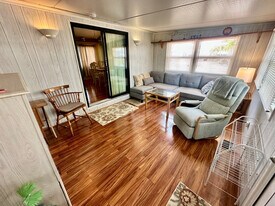 980 Nettles Blvd, Unit SI ID1541576P in Jensen Beach, FL - Building Photo