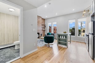 60 Linden Ave in Middletown, NY - Building Photo