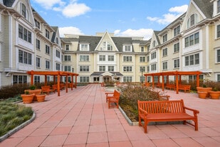 225 Stanley Ave in Mamaroneck, NY - Building Photo