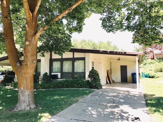 4582 S Adams Ave in South Ogden, UT - Building Photo