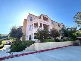 2550 San Gabriel Way in Corona, CA - Building Photo