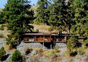 19 Hummingbird Haven Rd