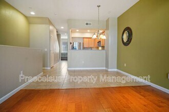 2155 Caminito Leonzio in Chula Vista, CA - Building Photo - Building Photo