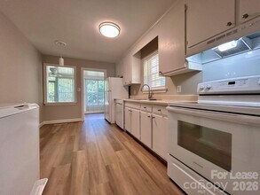 4805 Gilmore Dr in Charlotte, NC - Building Photo - Building Photo