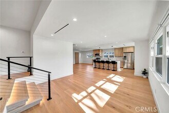 23635 Marylee St in Los Angeles, CA - Building Photo - Building Photo