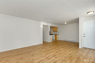 4410 NW Wedgewood Ln in Bremerton, WA - Building Photo - Building Photo