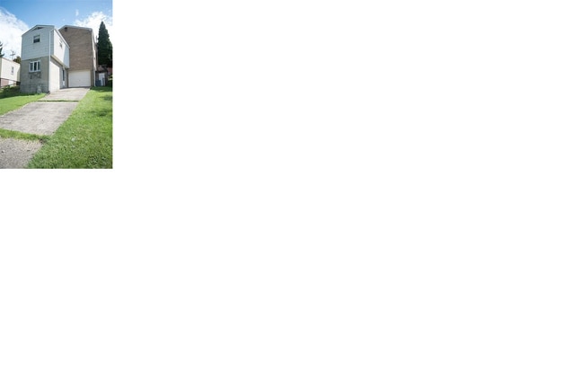 1916 Plainview Ave in Pittsburgh, PA - Foto de edificio - Building Photo