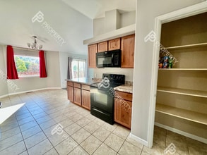 358 Grullo Ln in Silt, CO - Building Photo - Building Photo