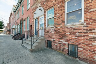 2602 E Lehigh Ave, Unit 2 in Philadelphia, PA - Building Photo - Building Photo