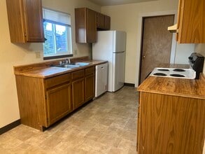 4022 Garden Ct, Unit 4024 in Cheyenne, WY - Foto de edificio - Building Photo