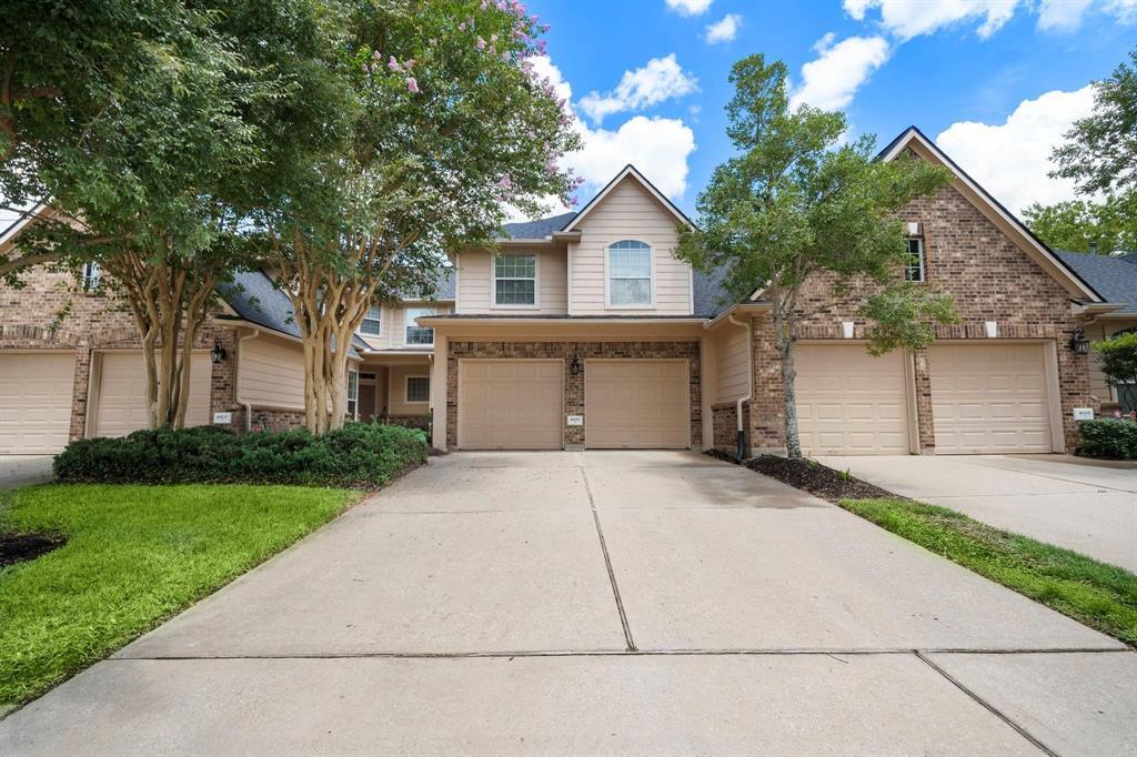 8931 Summer Ash Ln in Sugar Land, TX - Building Photo