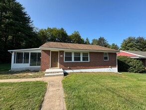 510 S 2nd St in Emmaus, PA - Building Photo - Building Photo