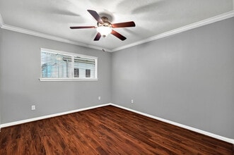 835 Heights in Houston, TX - Foto de edificio - Interior Photo