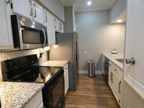 3780 Tanglewilde St in Houston, TX - Building Photo - Building Photo