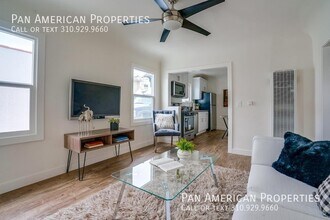 6625 Crenshaw Blvd in Los Angeles, CA - Building Photo - Building Photo